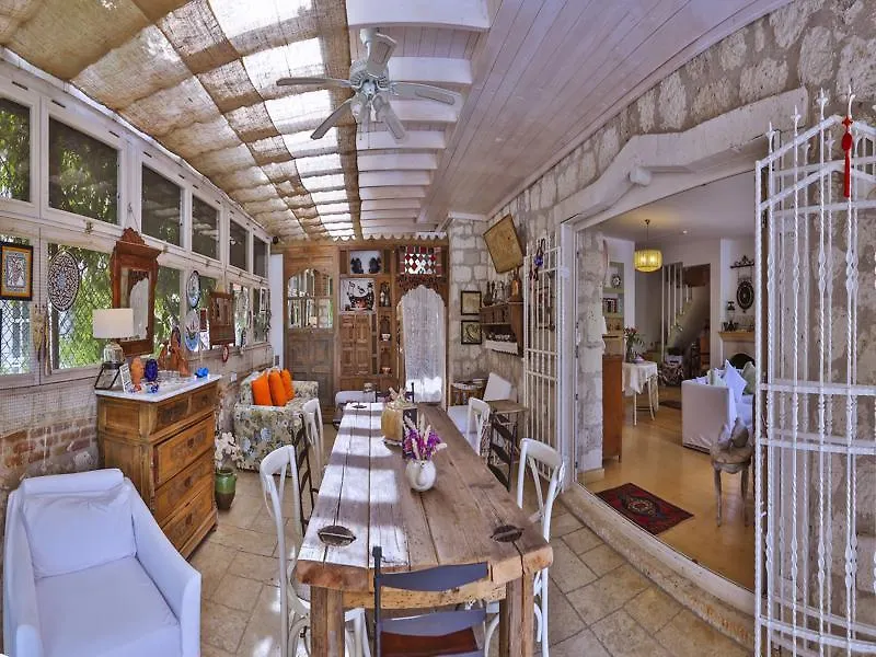 My Stone Home Hotel - Special Class Çeşme 2*,